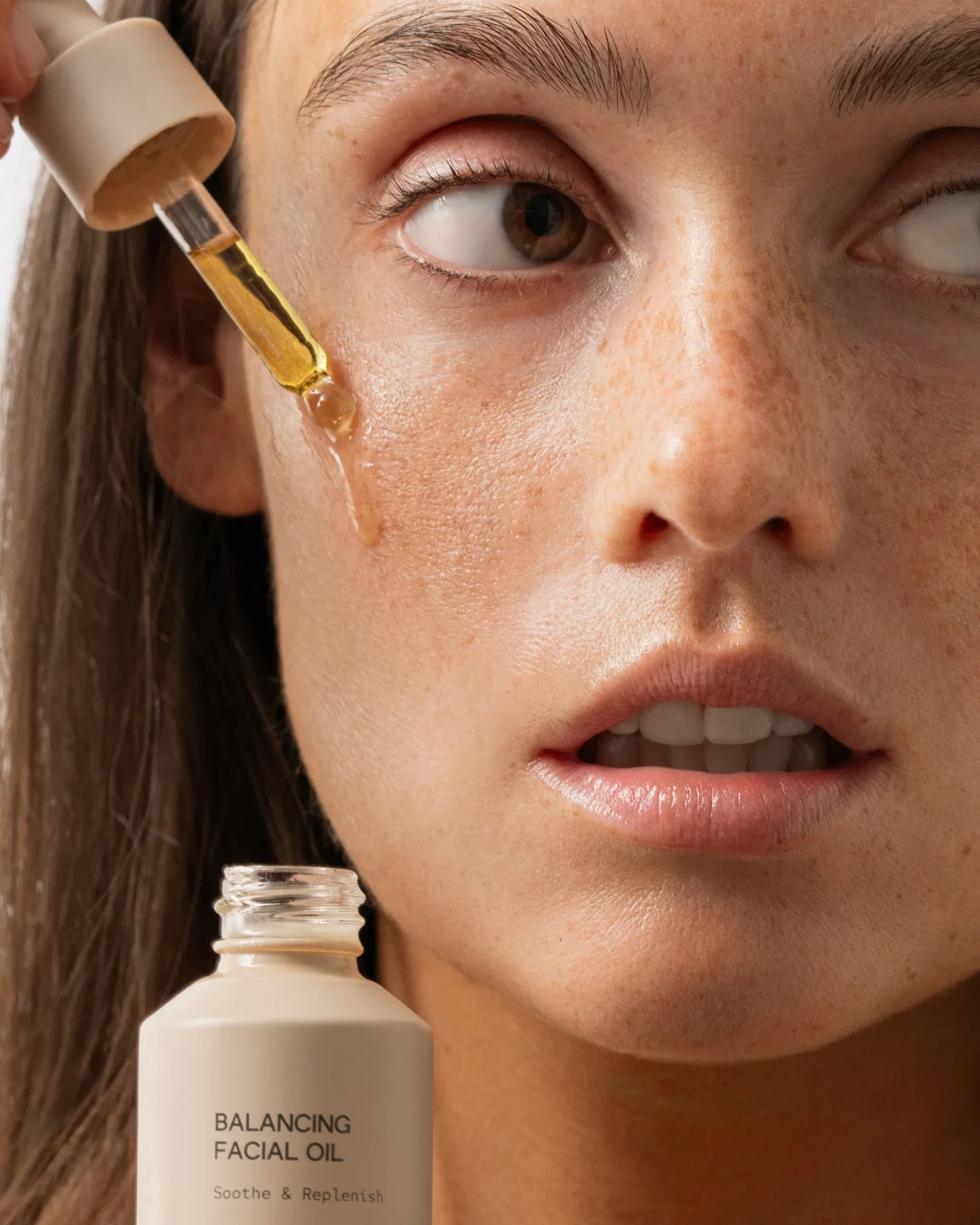 INSKIN.CO-IN15-balancing-facial-oil-30ml-face-oil-compromised-skin-barrier-p3_4327c5cc-7174-45b2-ba44-ac3120d2792e.webp