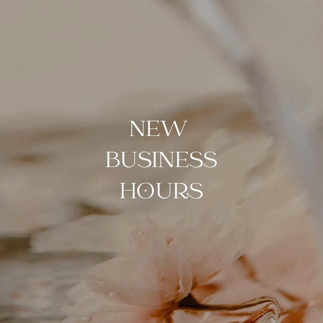 Hello July👋🏼 Here’s our NEW hours of operation, introducing open on Mondays and evening appointments now extended until 5:30pm. 
Drop a 💗 if you love this new schedule!