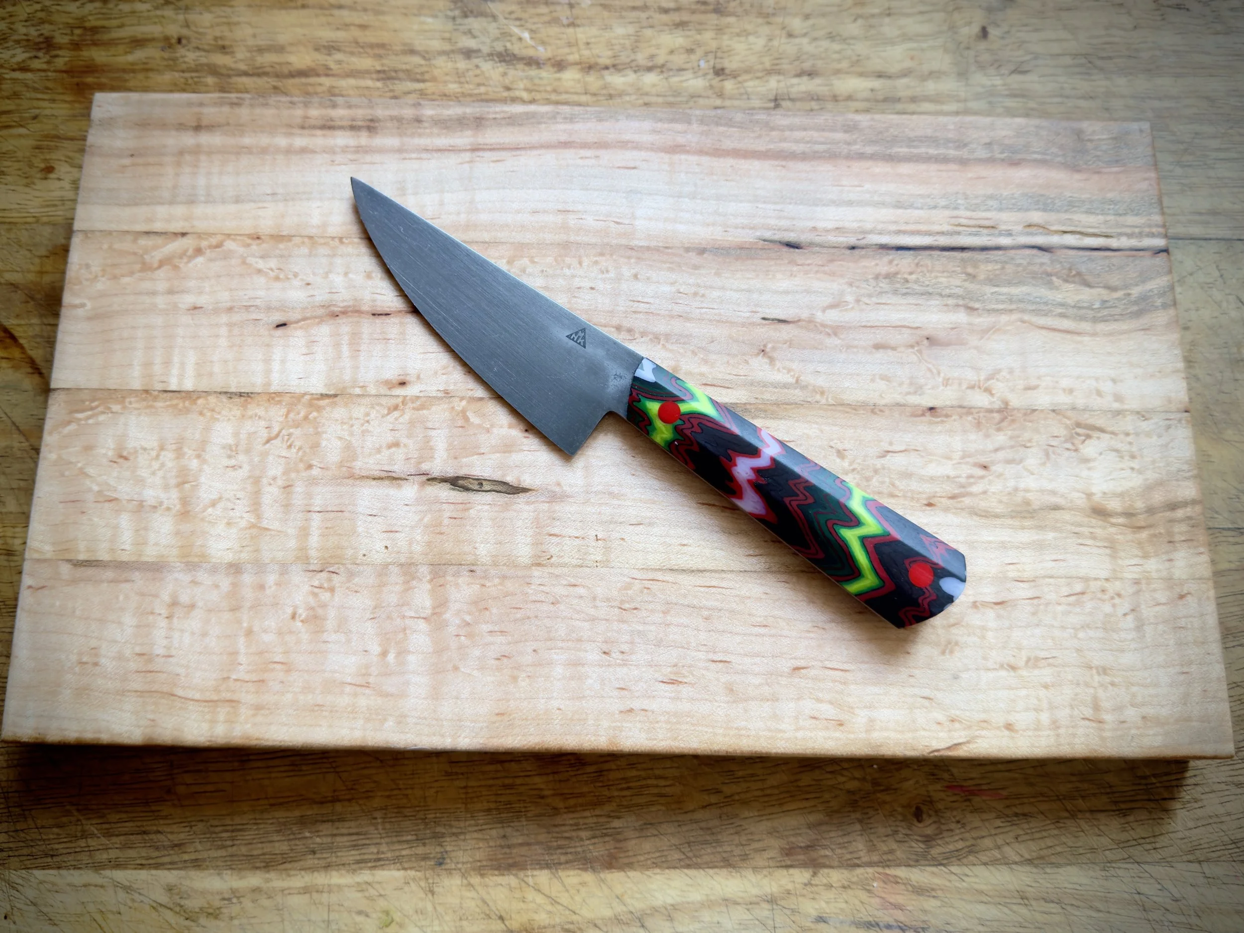 Paring - vibrant micarta + stonewash.
