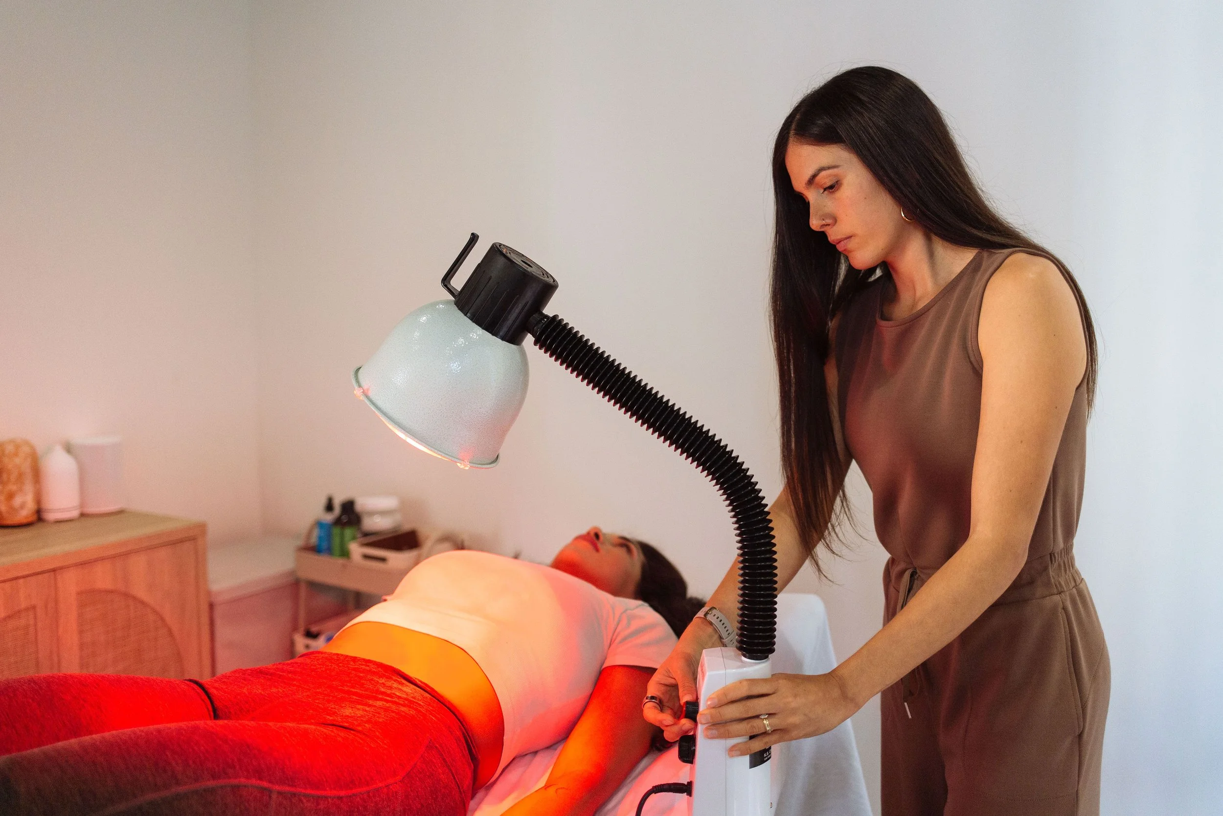 Do I Have Endometriosis? Symptoms, Red Flags, and Next Steps