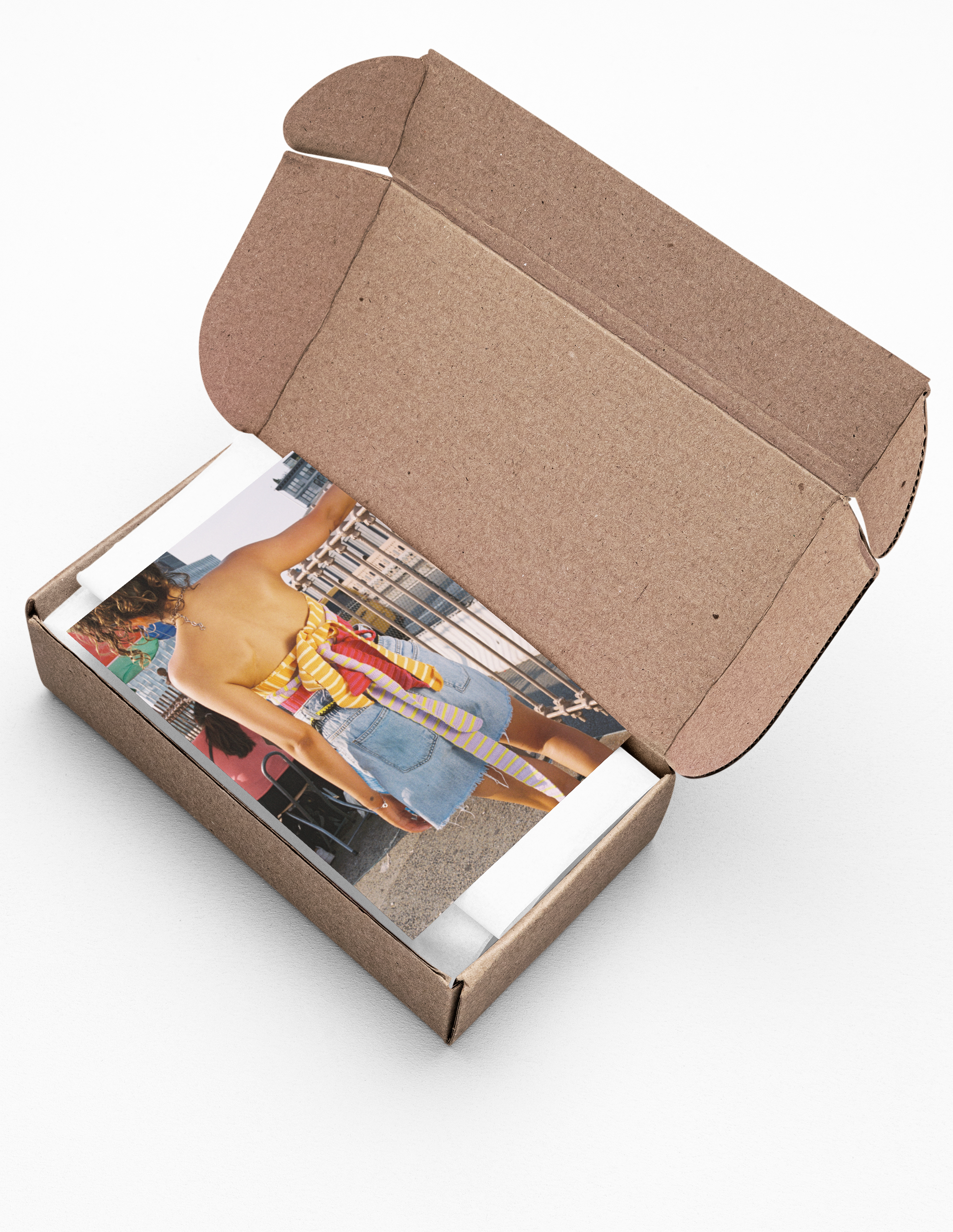 LAMSA_MockupBox.png