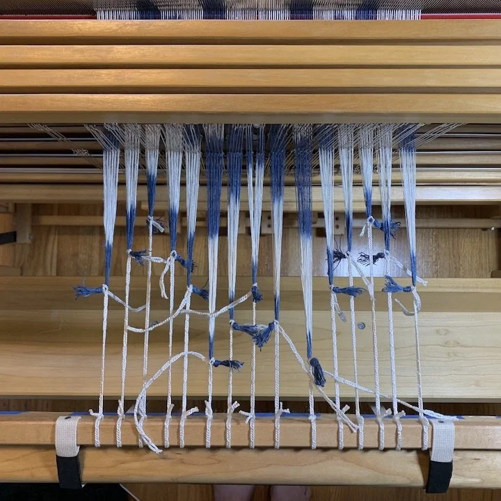 Ikat4-ShiftingWithTexsolv.jpg