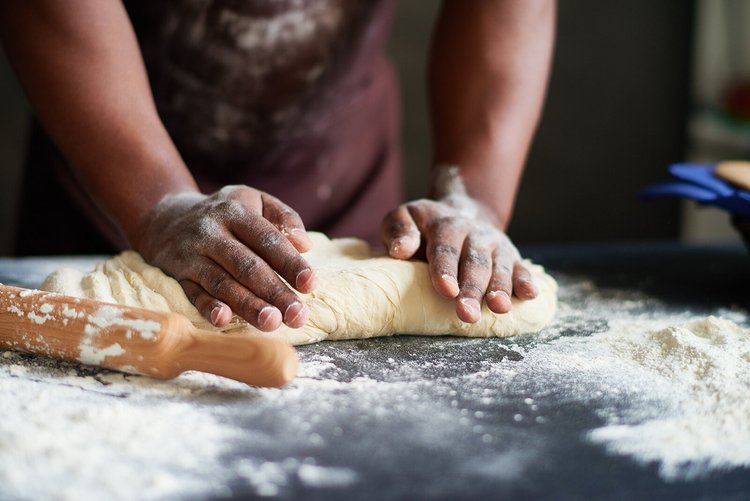 About — Mama Teresa's Flying Pizza & Italian Restaurant