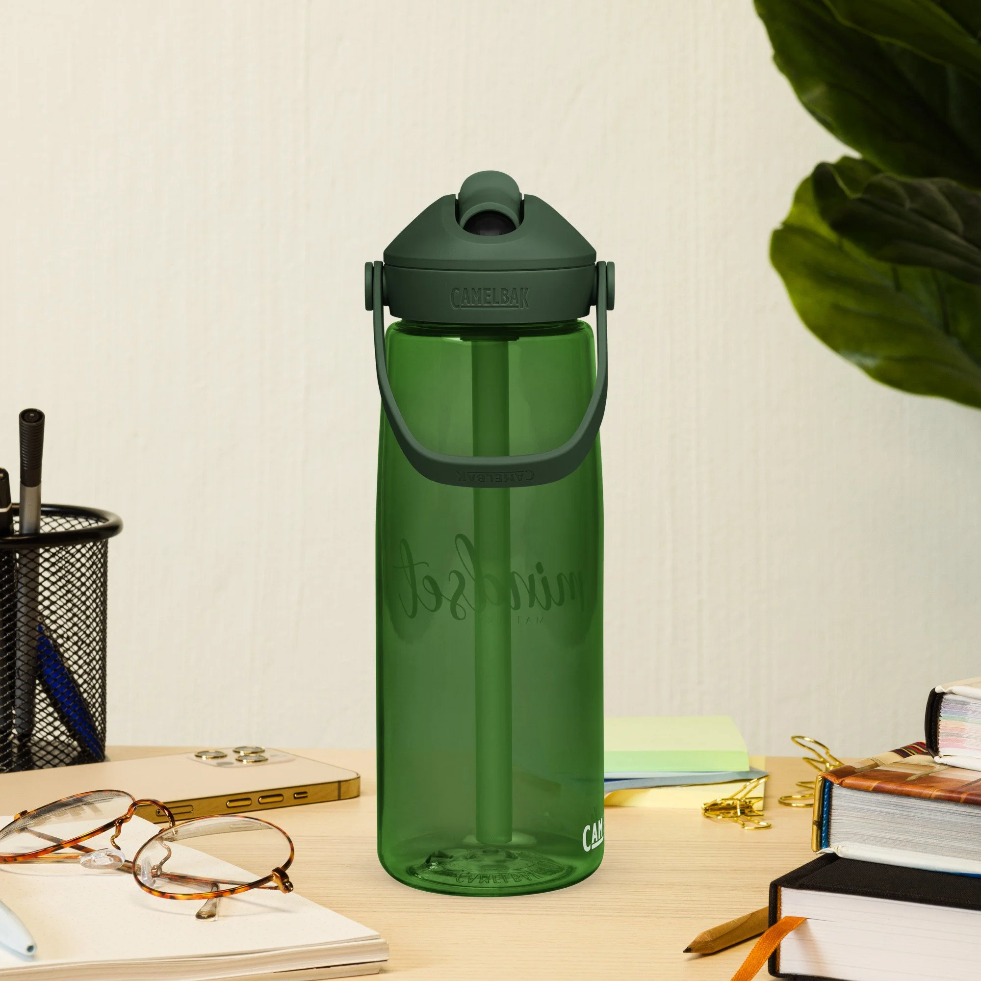 flip-straw-water-bottle-forest-green-right-6885e66eeae21.jpg