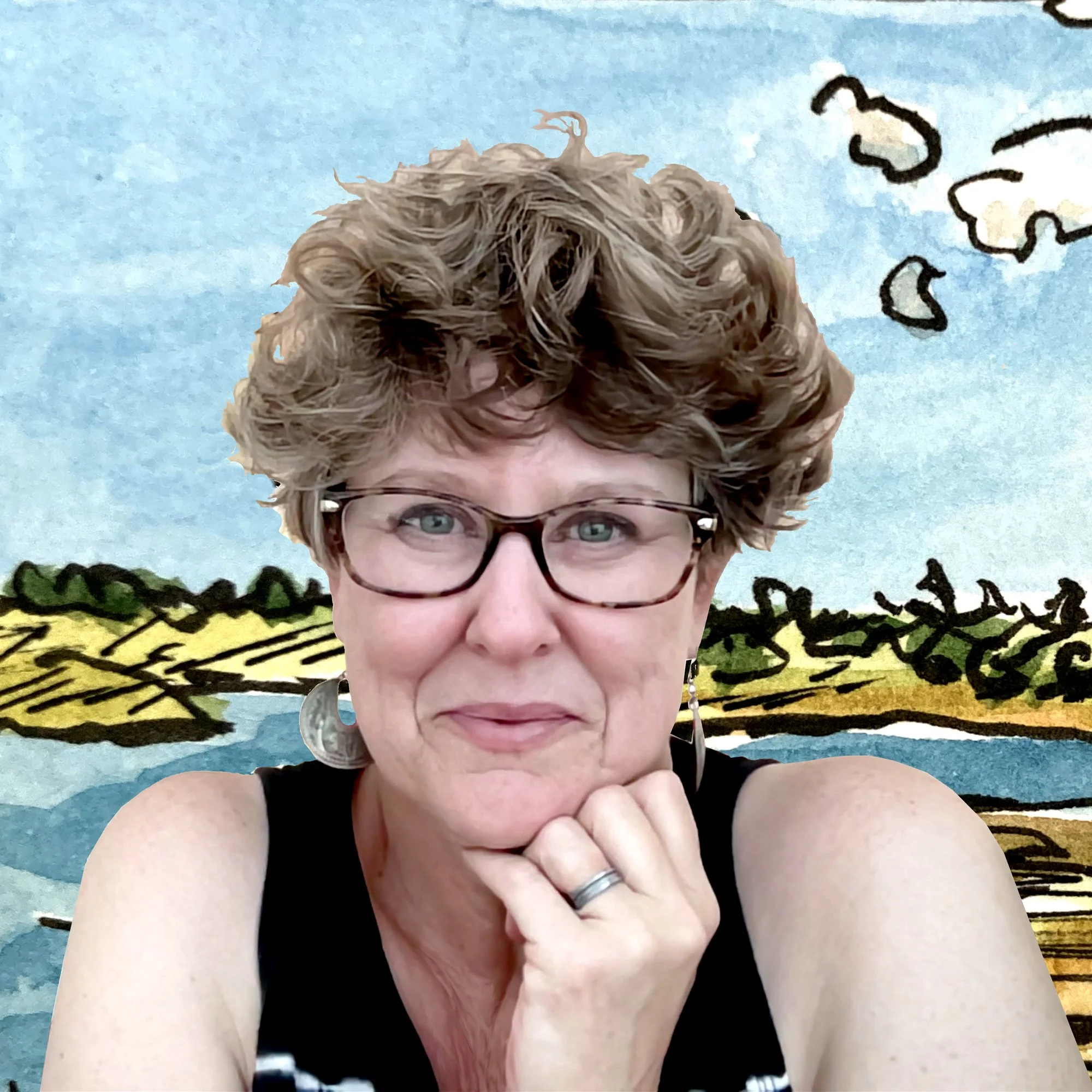 Woman smiling with glasses in front of a drawing