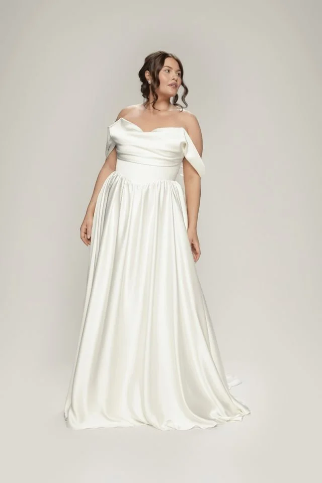Aphrodite gown by Aesling 
