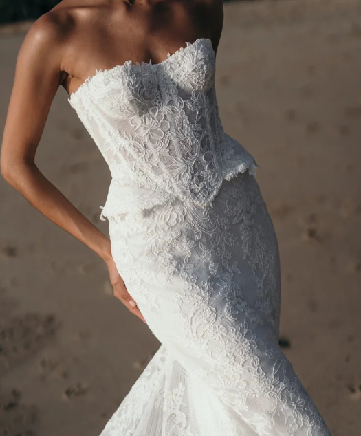Begonia wedding gown