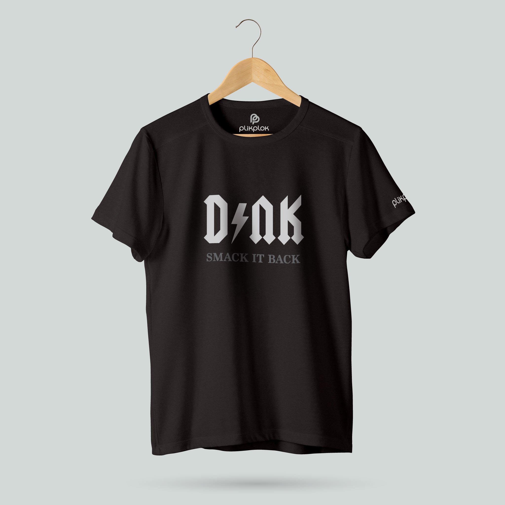 crewneck_TYPO_smackinblack_black.jpg