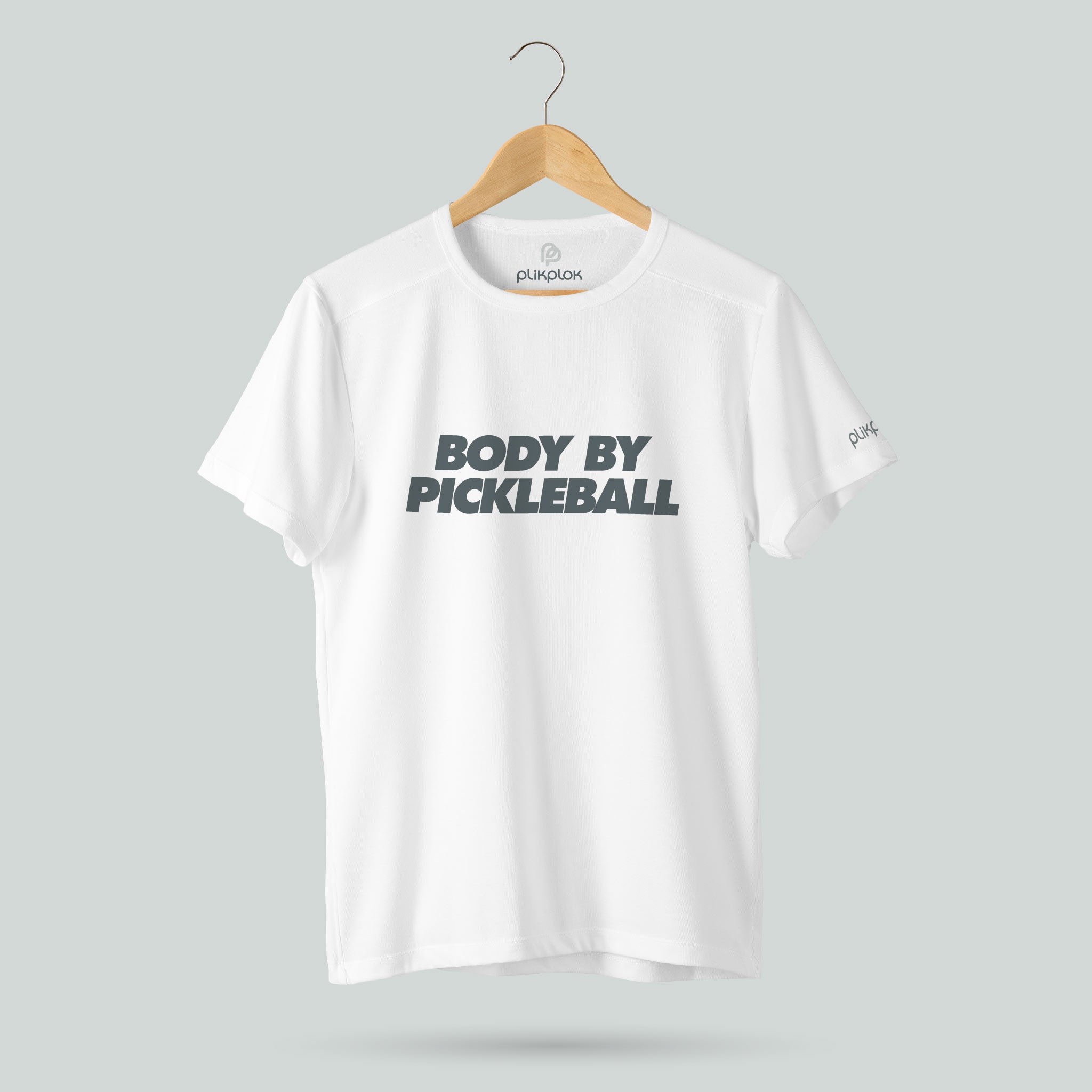 crewneck_TYPO_bodyby_white.jpg