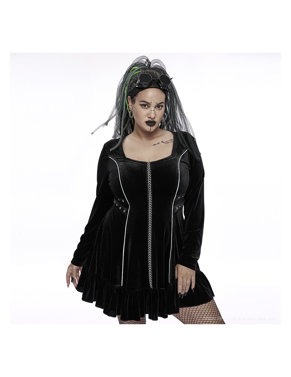 Black Velvet plus size Elixer dress — The Reliquary