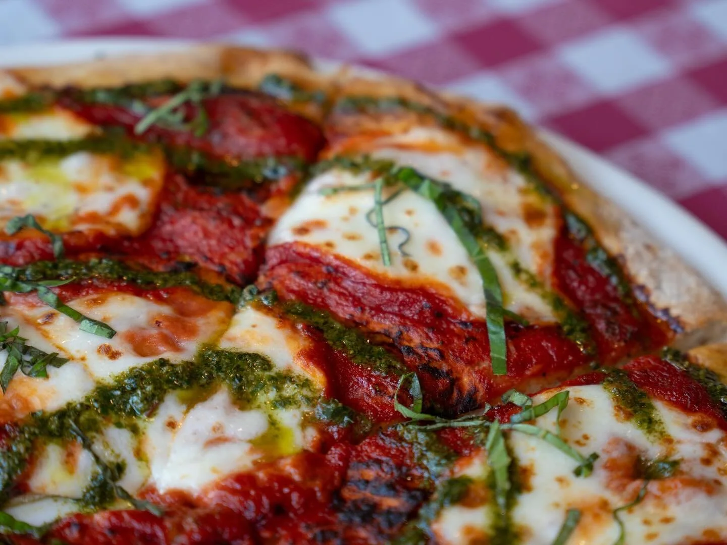 Margherita Pizza 🍕 👀 #pizza #pizzalovers #byroncenter #byroncentermi #grandrapidsmi #eatgr #italianfood #food #foodlover #foodies #foodphotography #italianrestaurant #tangeroutlets #tanger #authentic