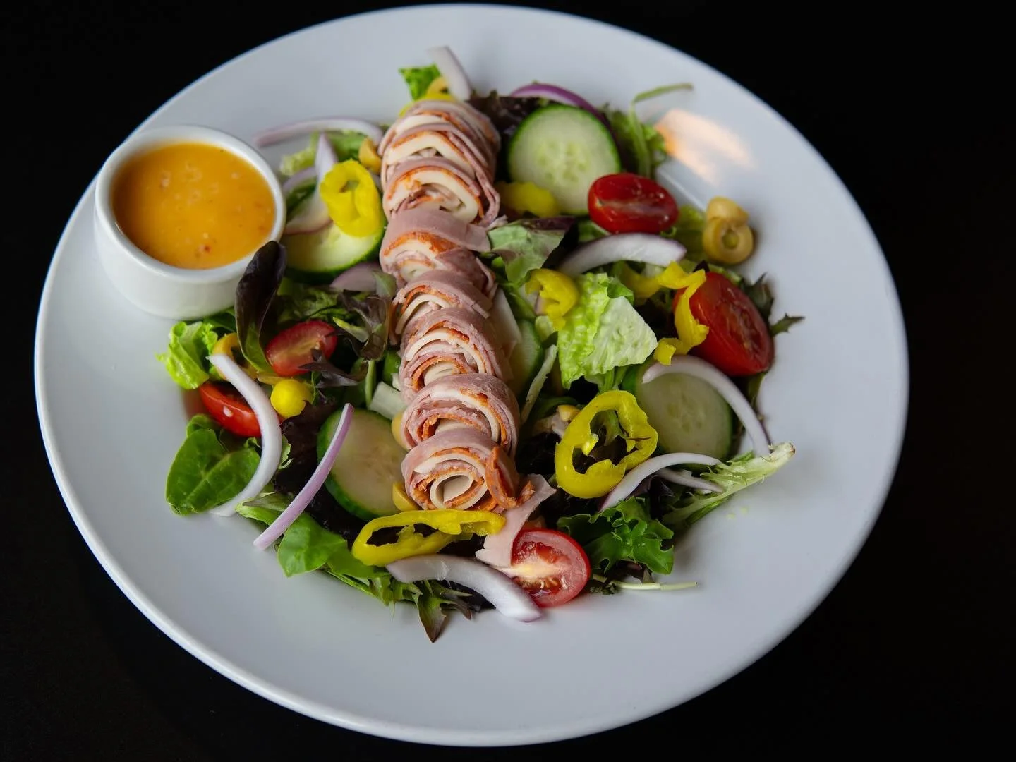 Italiano salad 🥗 #italianfood #grandrapidsmi #byroncenter #eatgr #foodie_features #foodies #foodie #salad #tangeroutlets