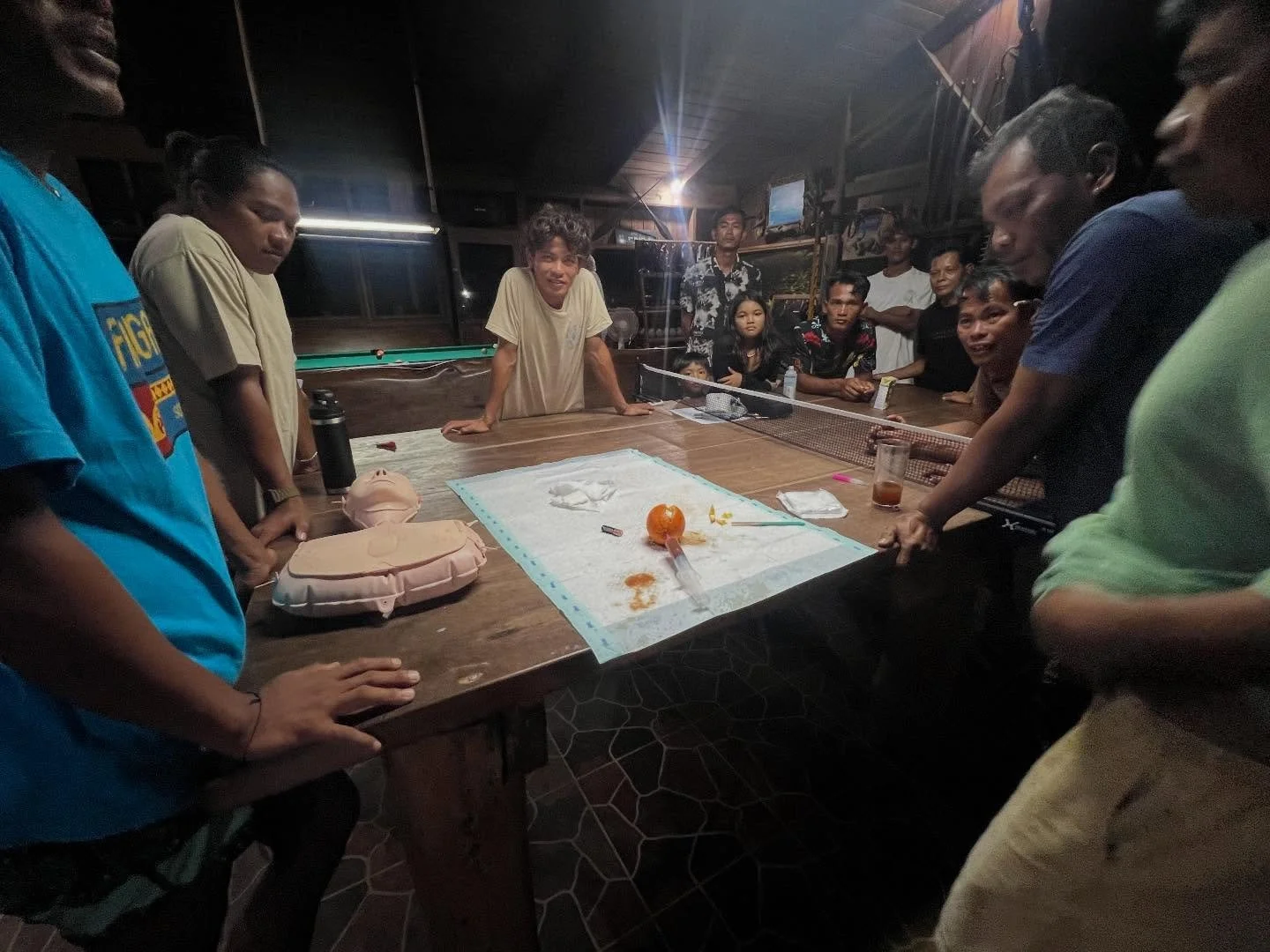 Training on CPR, massive haemorrhage and spinal stabilisation for the boatmen @kanduiresort