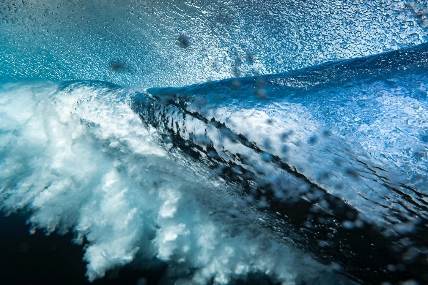 Hydrodynamics. Photog: @liquidbarrel