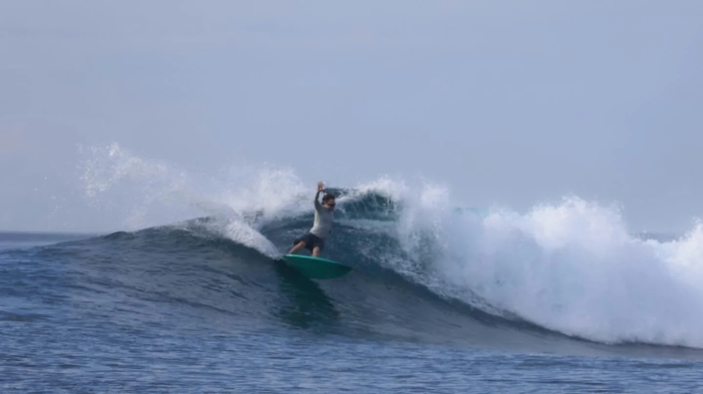 Shoulder-season turns