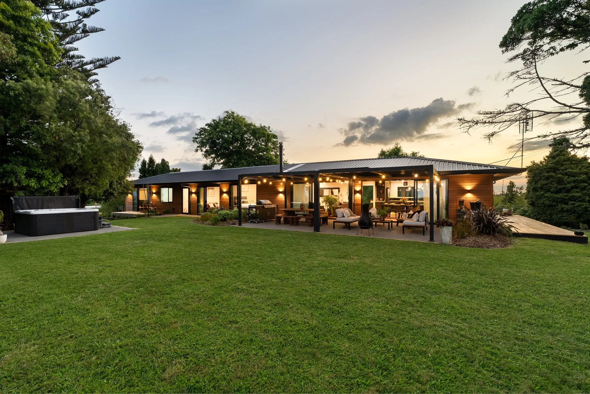 354 Whitford Road, Whitford