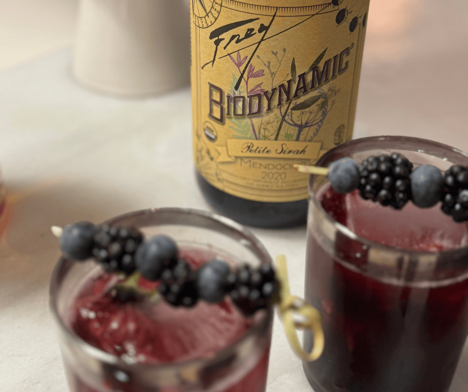 Petite Sirah Berry Spritz with berry garnish