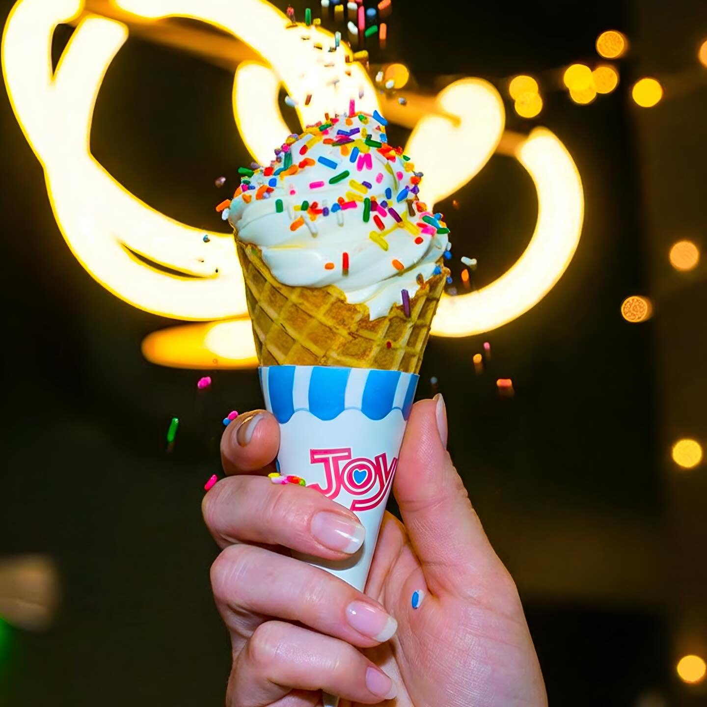 🚨 Soft-Serve Flavors 🚨

Thin Mint

and

Miso Dulce De Leche

Treat yourself this week at Koma Cafe!