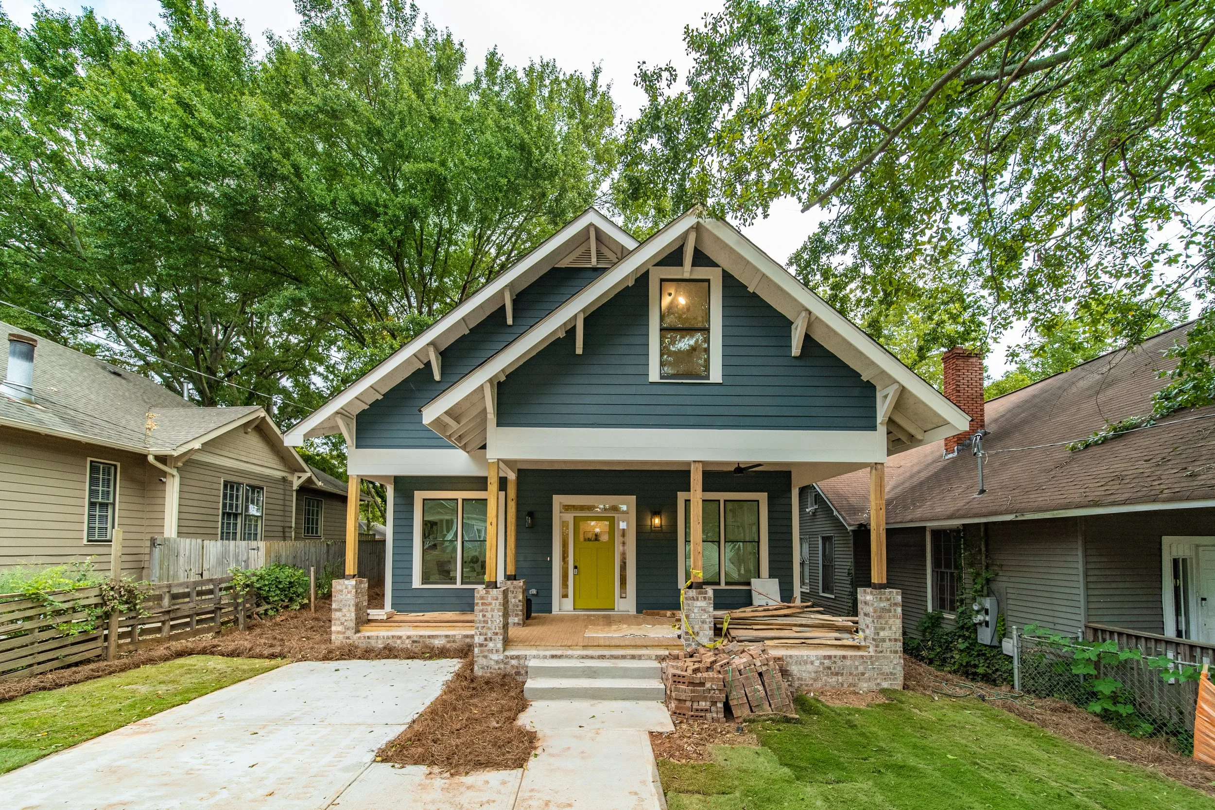 1321 Oak Street-02.jpg