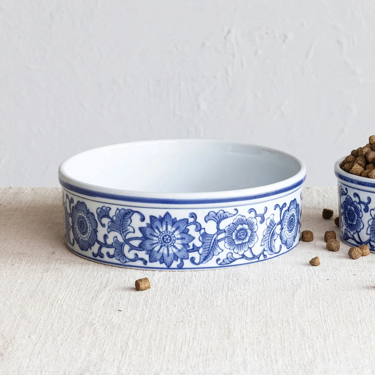Blue & White Pet Bowl