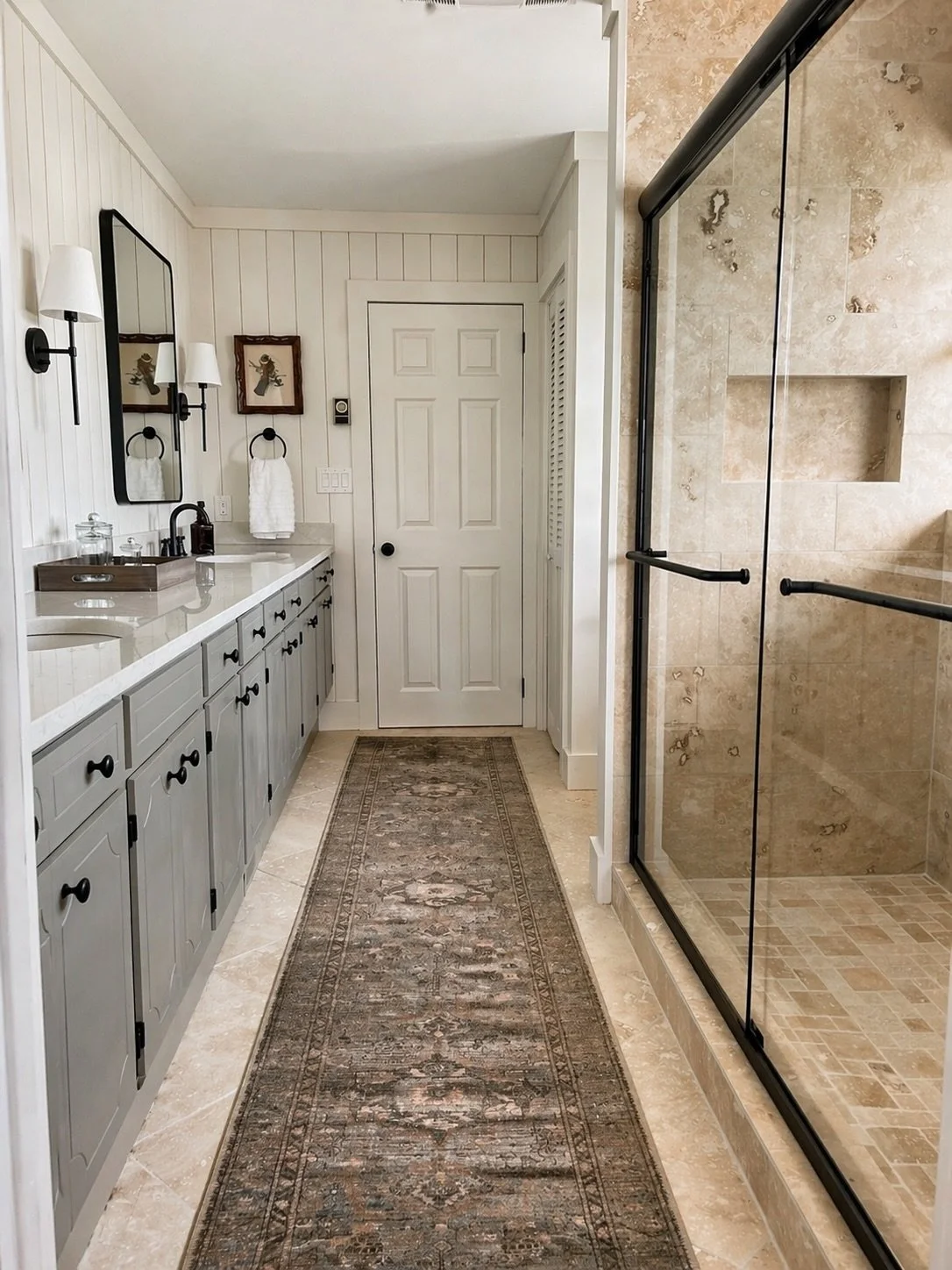 I ❤️ travertine #interiordesign #interiordesigner #bathroomremodel #renovation #bathrenovation