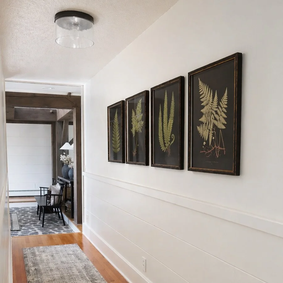 I love these fern prints 🌿 # interiordesign #interiordesigner #hallway #hallwaydecor #decor