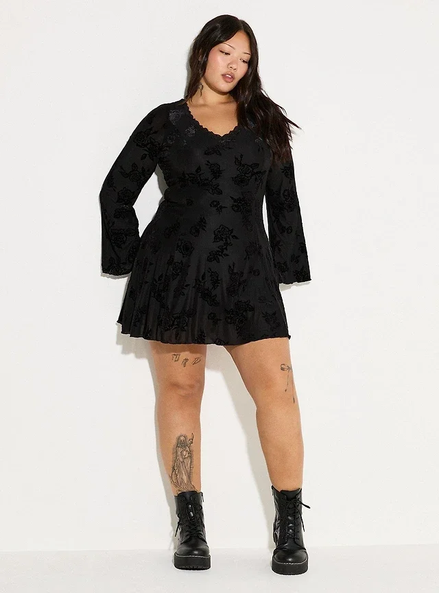 https%3A%2F%2Fcdn.torrid.com%2Fi%2Ftorrid%2F44461114_31328_hi_640x.webp