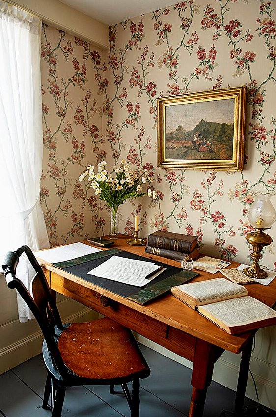 Mary Baker Eddy House, Amesbury, MA (Image by Longyear Museum)