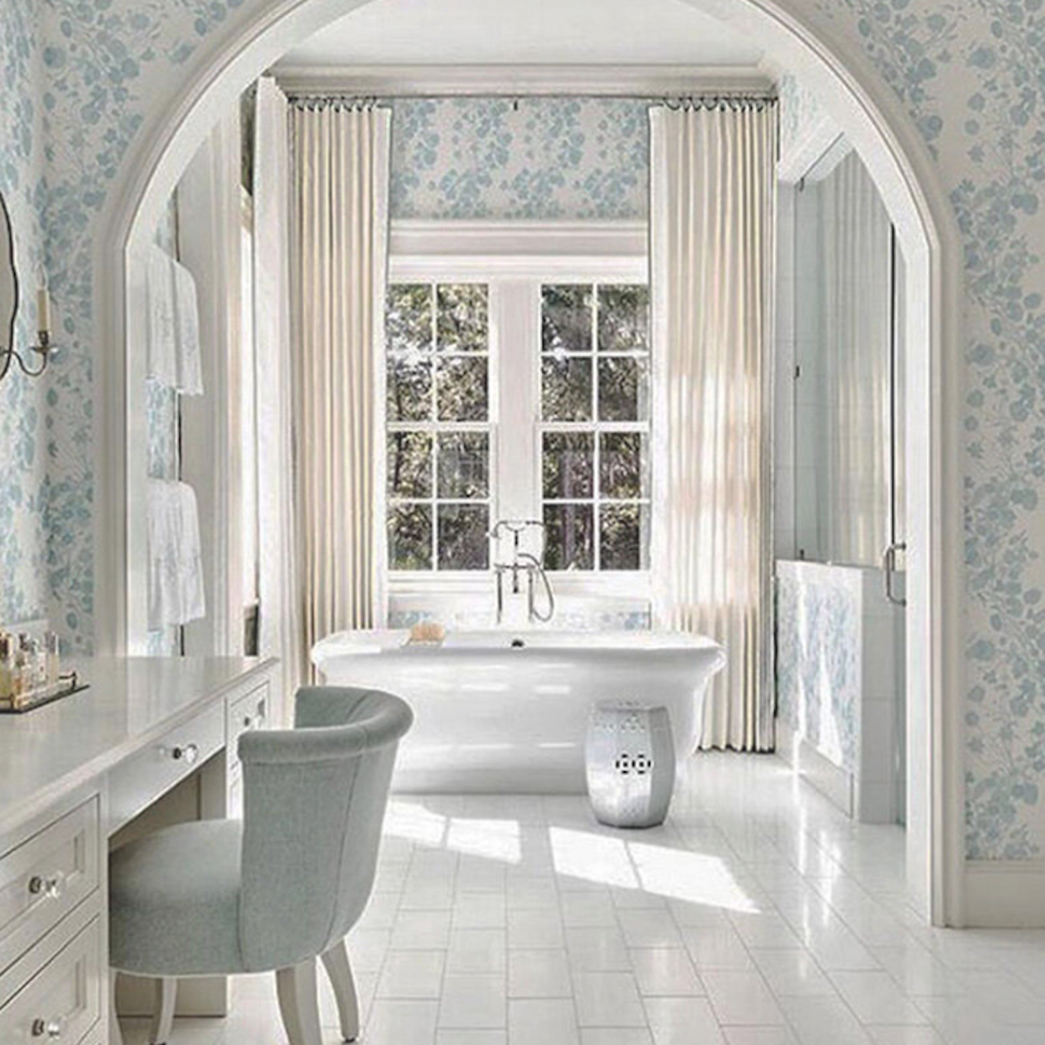 Interior Design by Liz Williams as featured in Atlanta Home Magazine