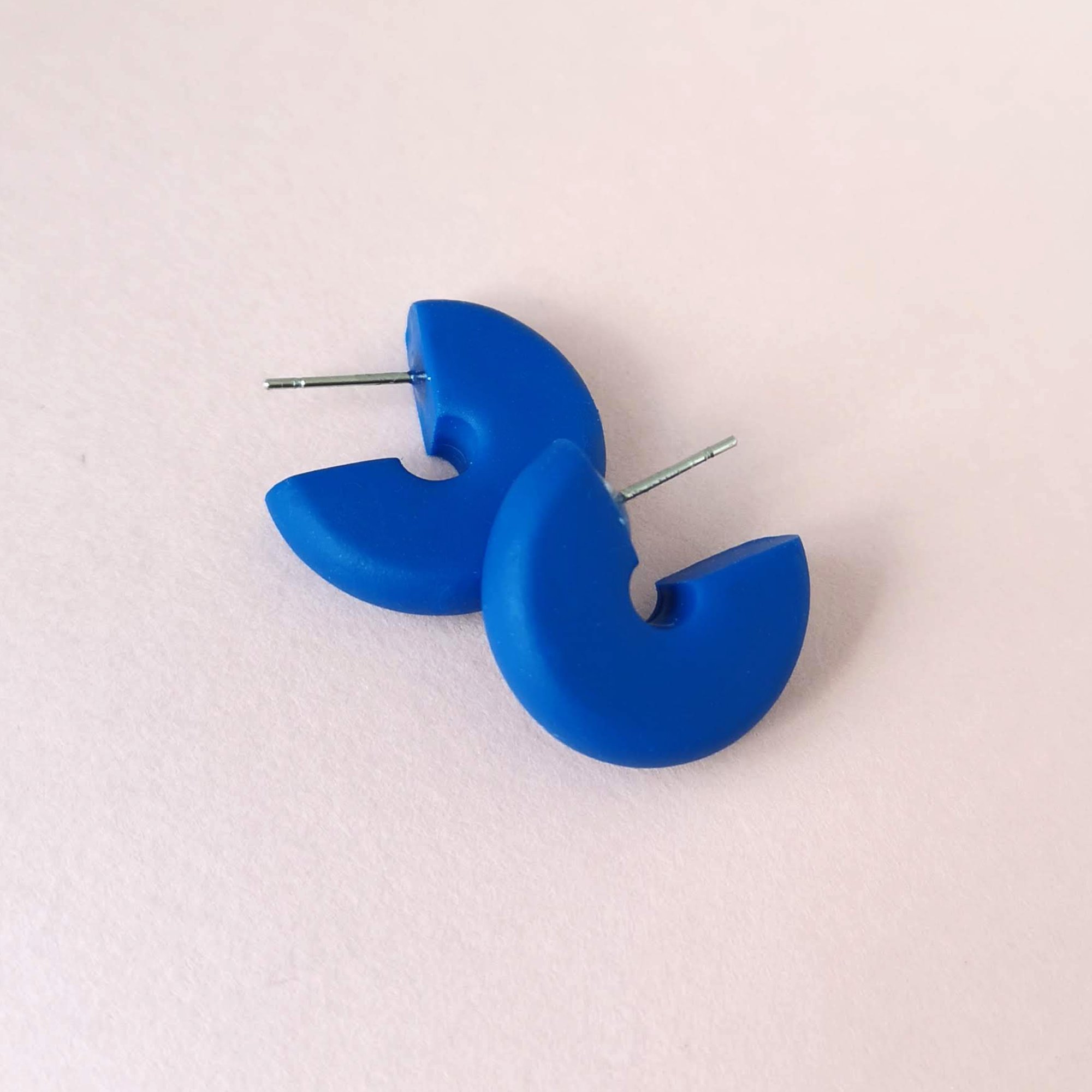 tiny poppy azure.jpg