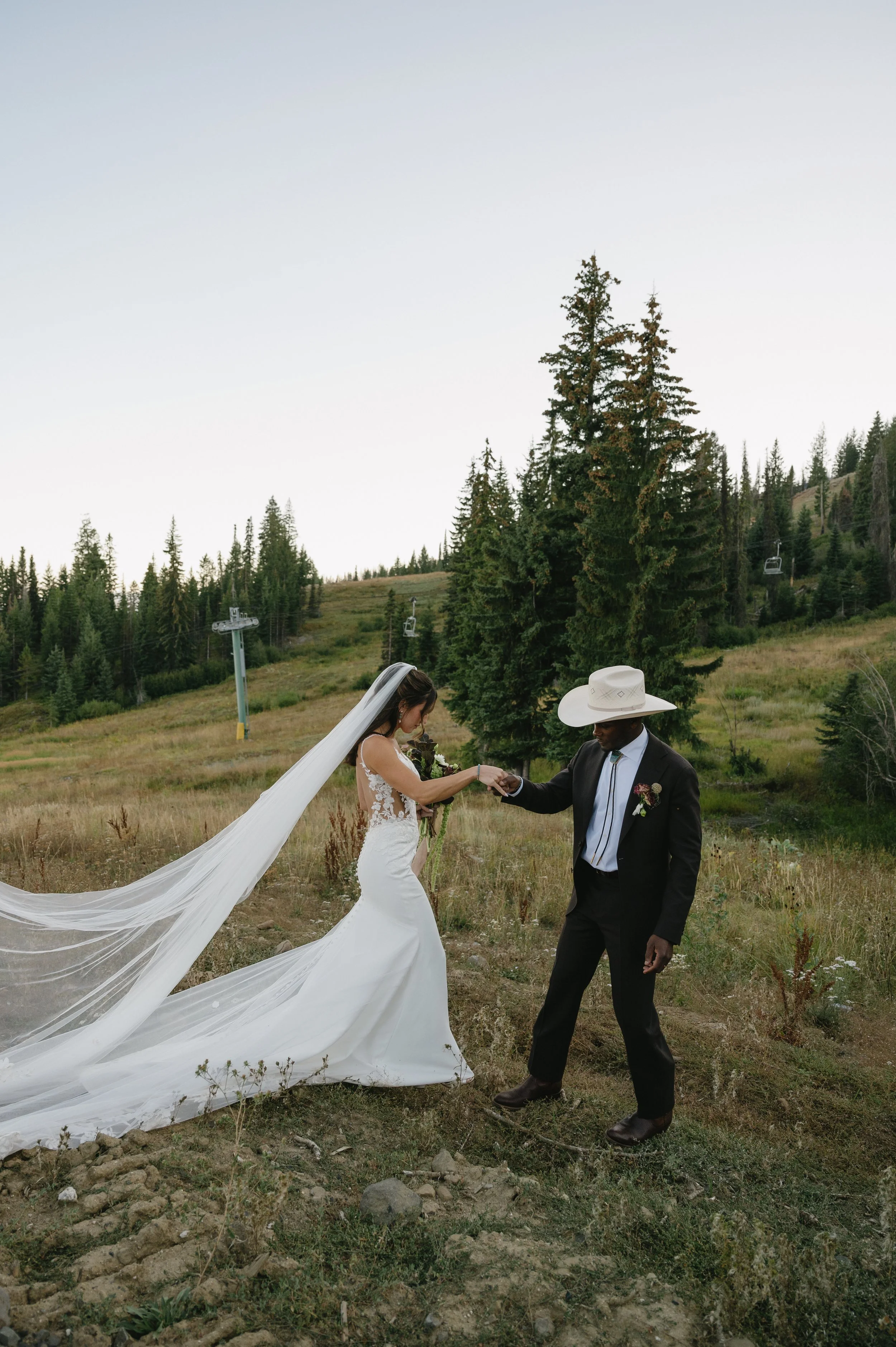 KaityDaveMidMountainLodgeTamarackResortIdahoWedding-1535.jpg