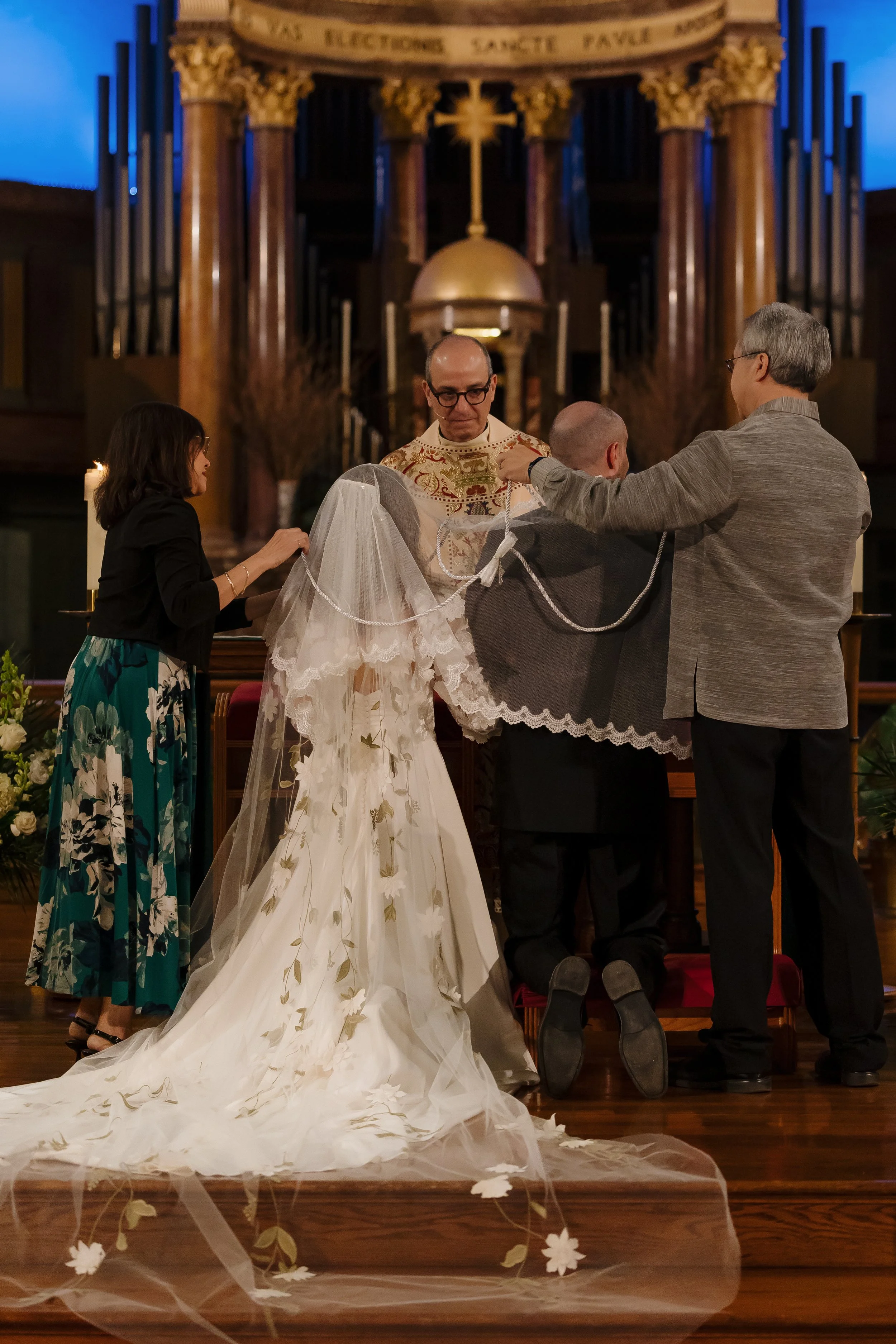 Emma van Bergen Photography - NYC_Church_Wedding_Christopher_Christine_25-182.jpg