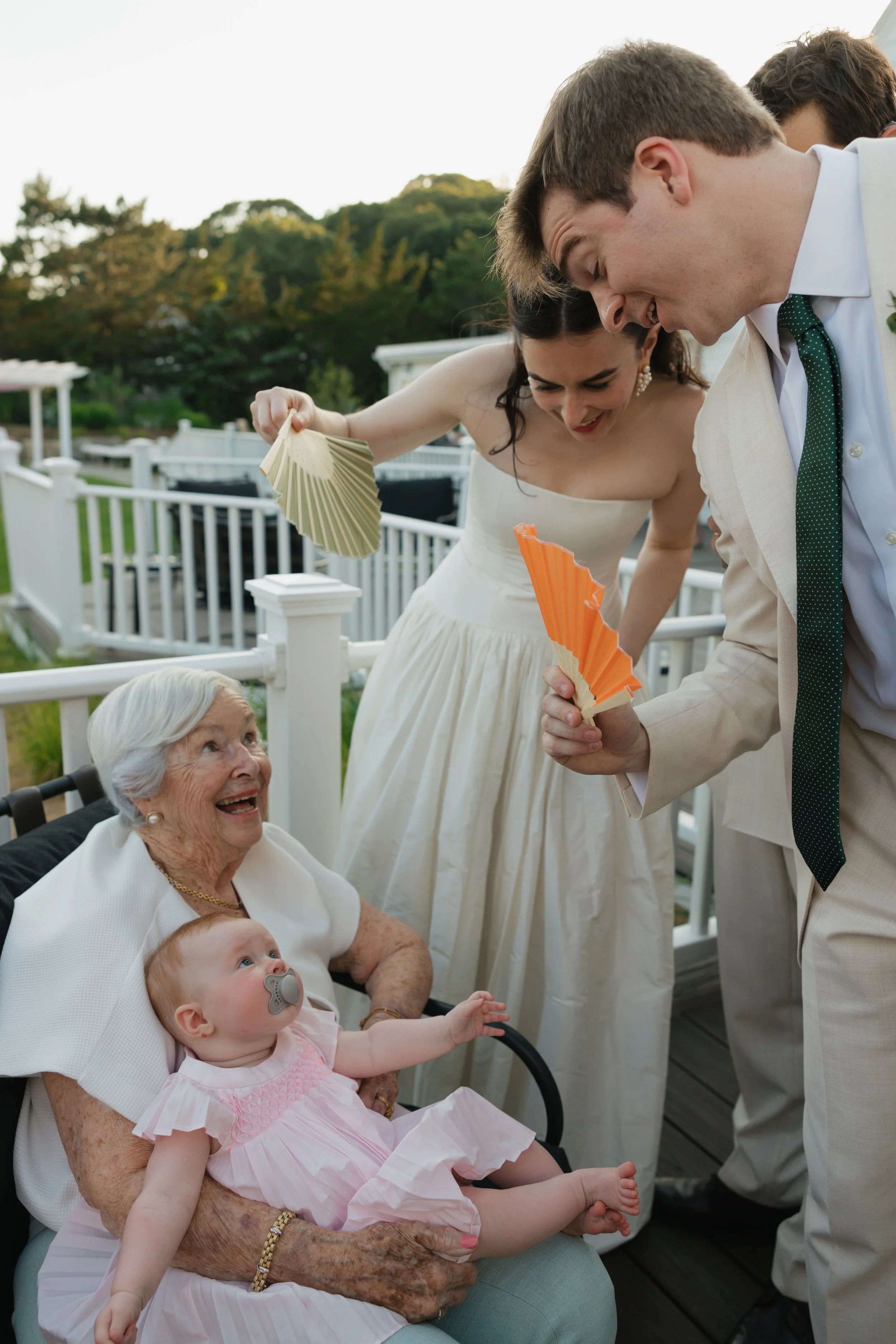 Emma van Bergen Photography - Emma_Zachary_7_4_26_WEB-271.jpg