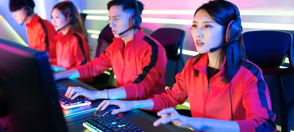 Level Up Your Gaming Skills: Tips from Redeye’s Regulars