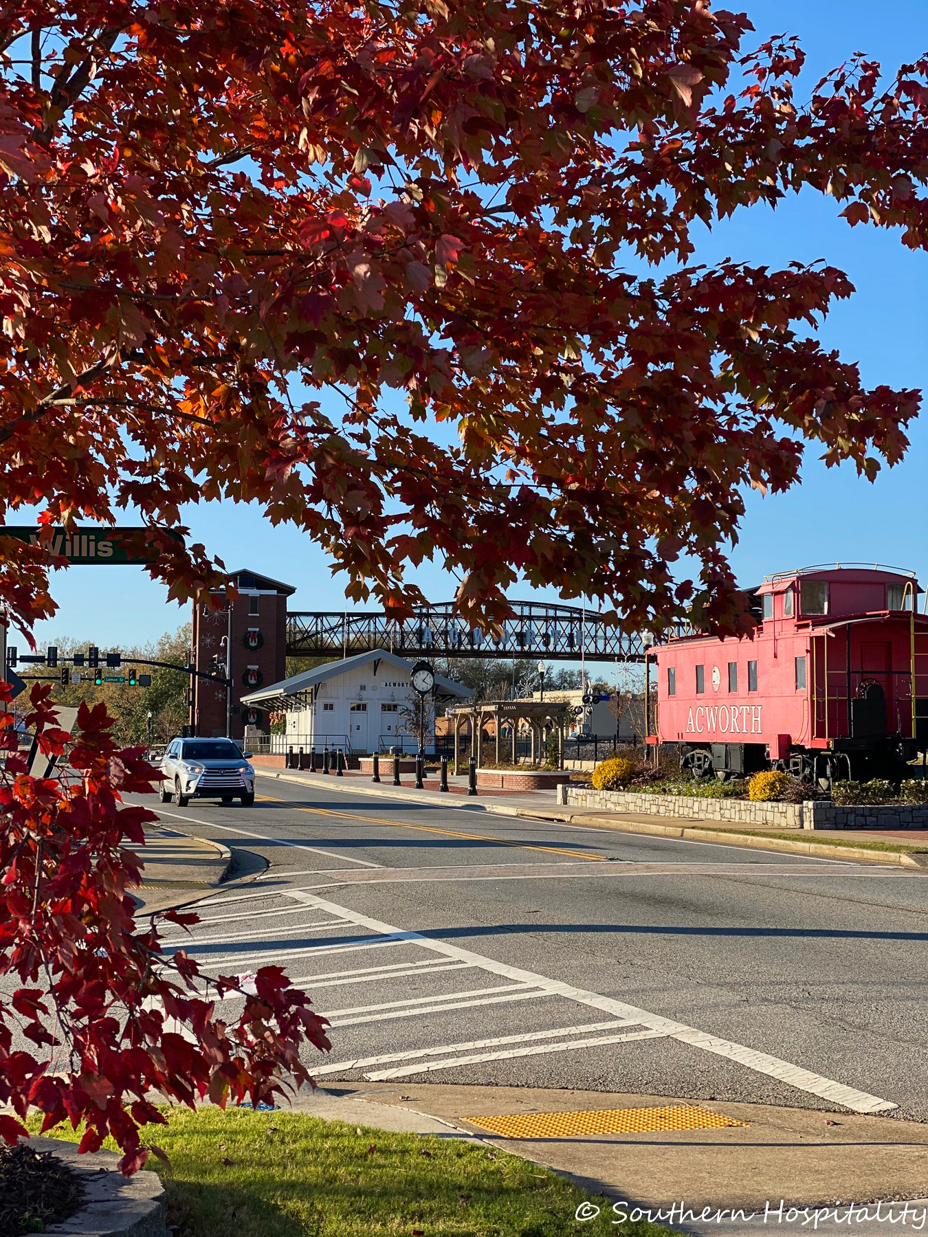 What Do Acworth, GA Landlords Really Pay for Property Management Fees?