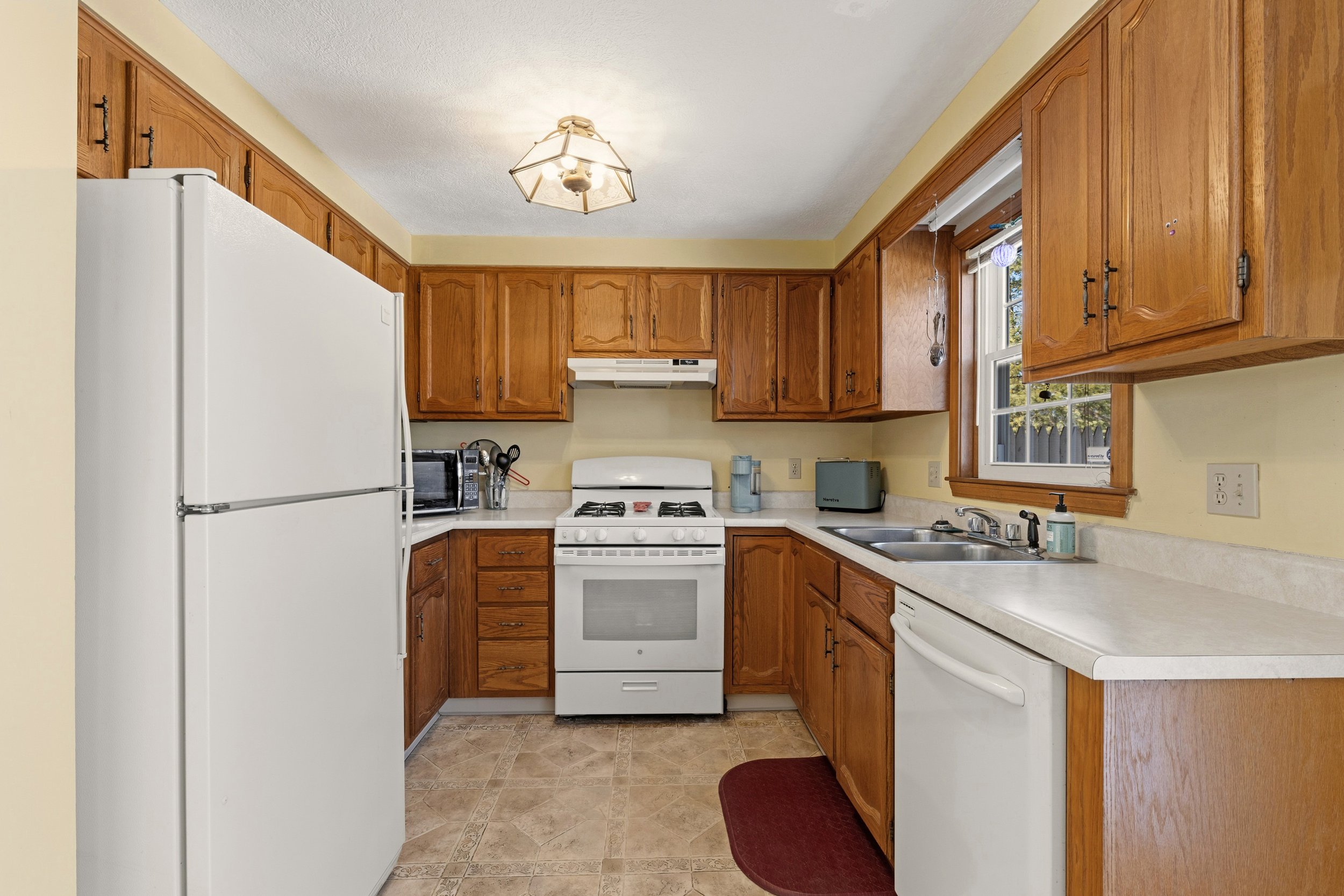 20 Jamestown Ct06.jpg