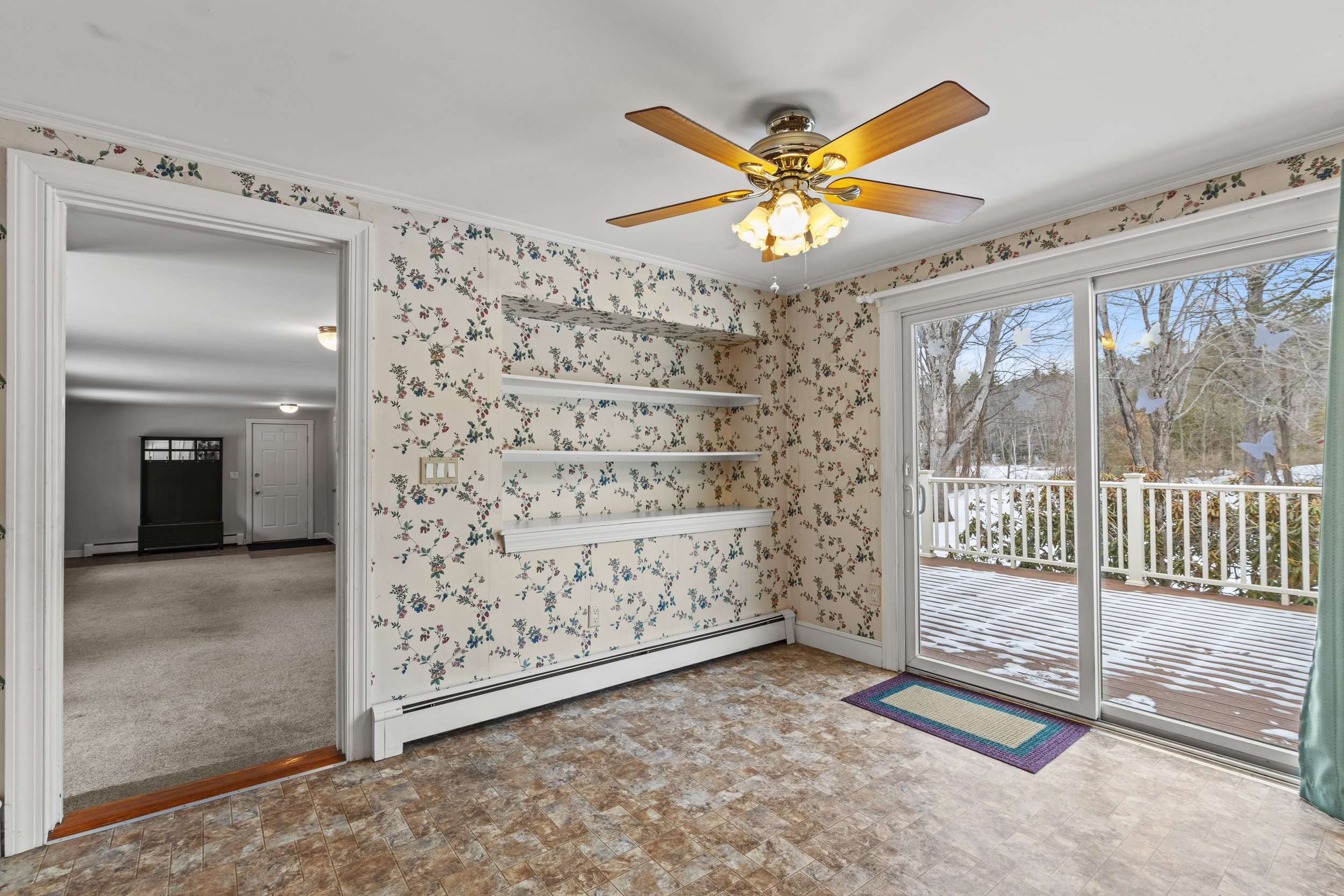 1937 Duck Pond Rd, Westbrook - 012.jpg