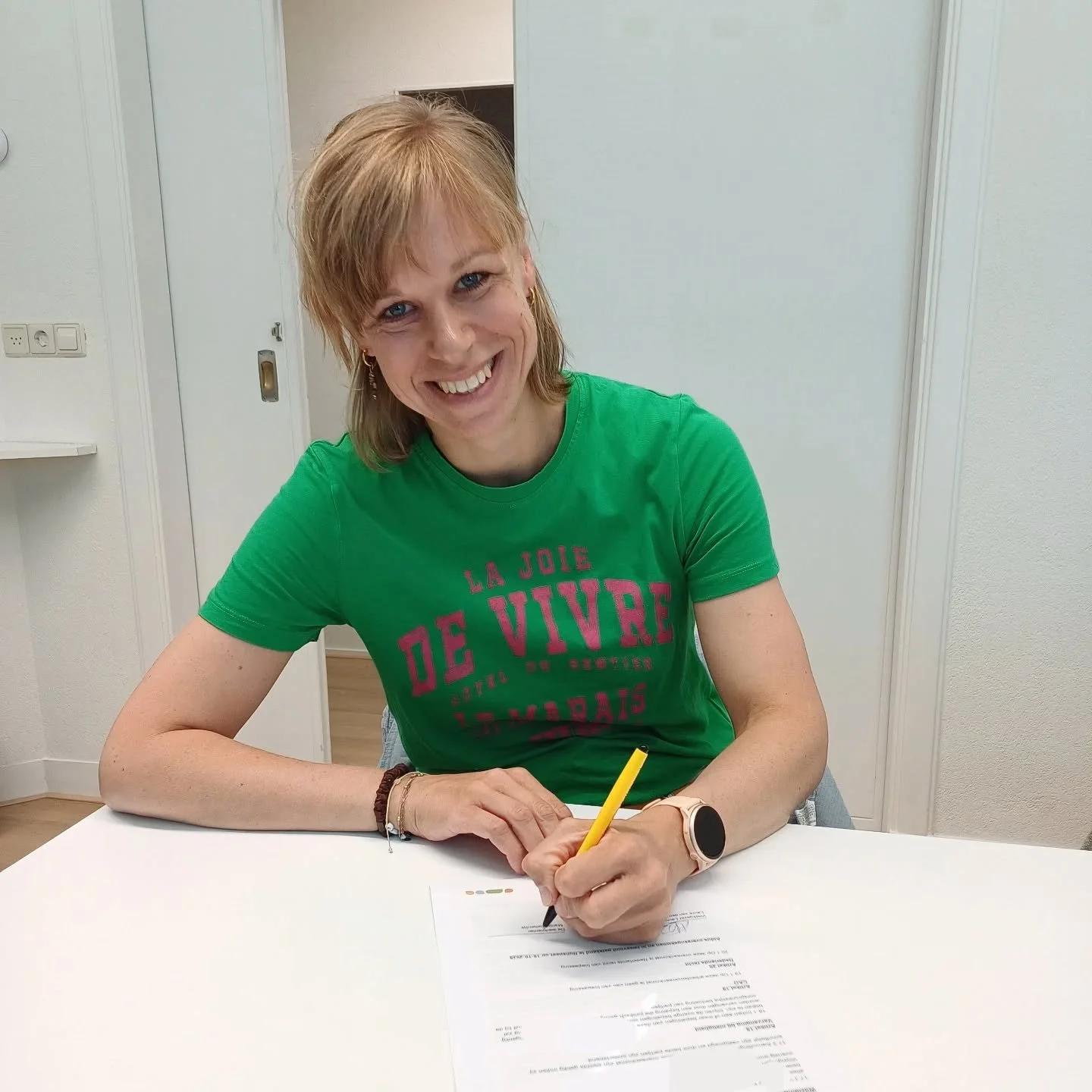 Welkom Marije! ☀️

Vanaf vandaag versterkt Marije ons team op locatie Kampen-Zuid. Je vindt haar op maandag en dinsdag in de praktijk.

Met haar achtergrond als communicatieadviseur &eacute;n haar opleiding tot logopedist brengt zij veel enthousiasme