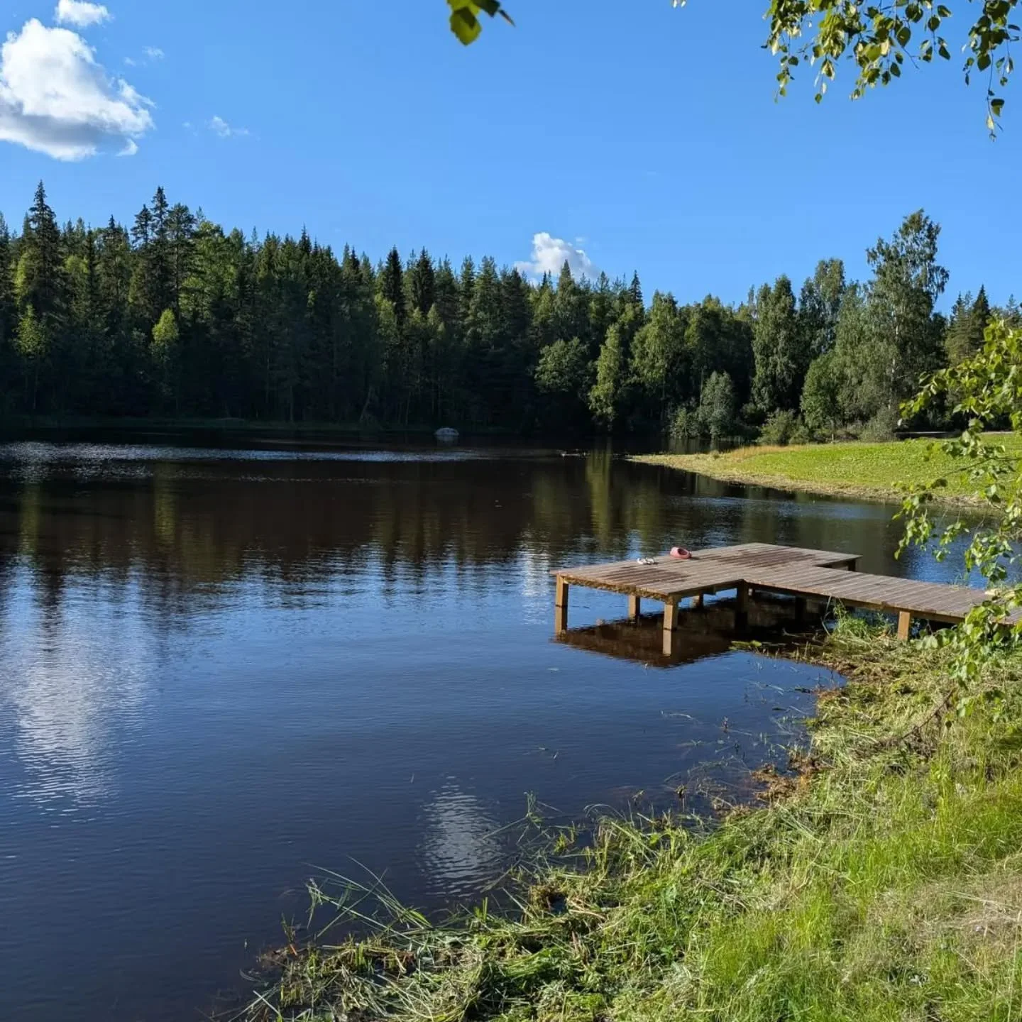 ☀️ De zomervakantie zit erop!

In de regio&rsquo;s Elburg en Kampen zijn de zomervakanties nu echt voorbij. Ook wij hebben de afgelopen weken genoten van een heerlijke vakantie! 

🇸🇪 Mirjam bracht haar vakantie door bij familie in Zweden en genoot 