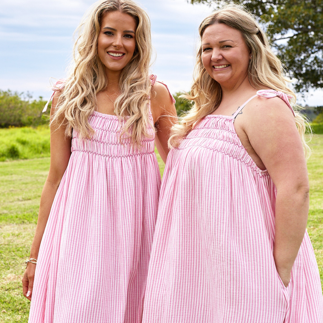 AMALIE LINEN DRESS 4.png