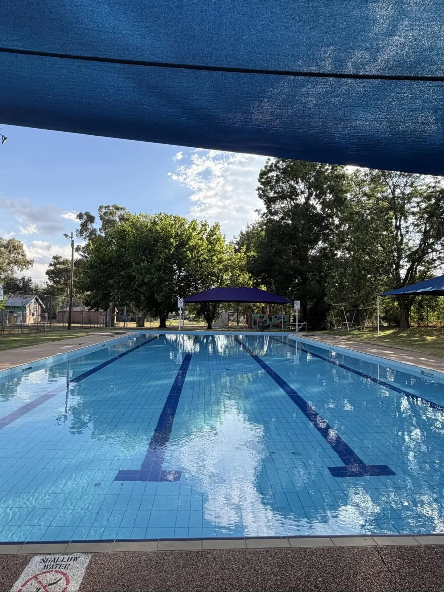 ☀️ Geurie Swimming Pool &ndash; School Holiday Hours ☀️

📅 Monday, Tuesday, Thursday, Friday: 6:00am &ndash; 7:00am
📅 Monday to Friday: 2:00pm &ndash; 7:00pm
📅 Saturday &amp; Sunday: 11:30am &ndash; 7:00pm

Come along, cool off, and make the most 