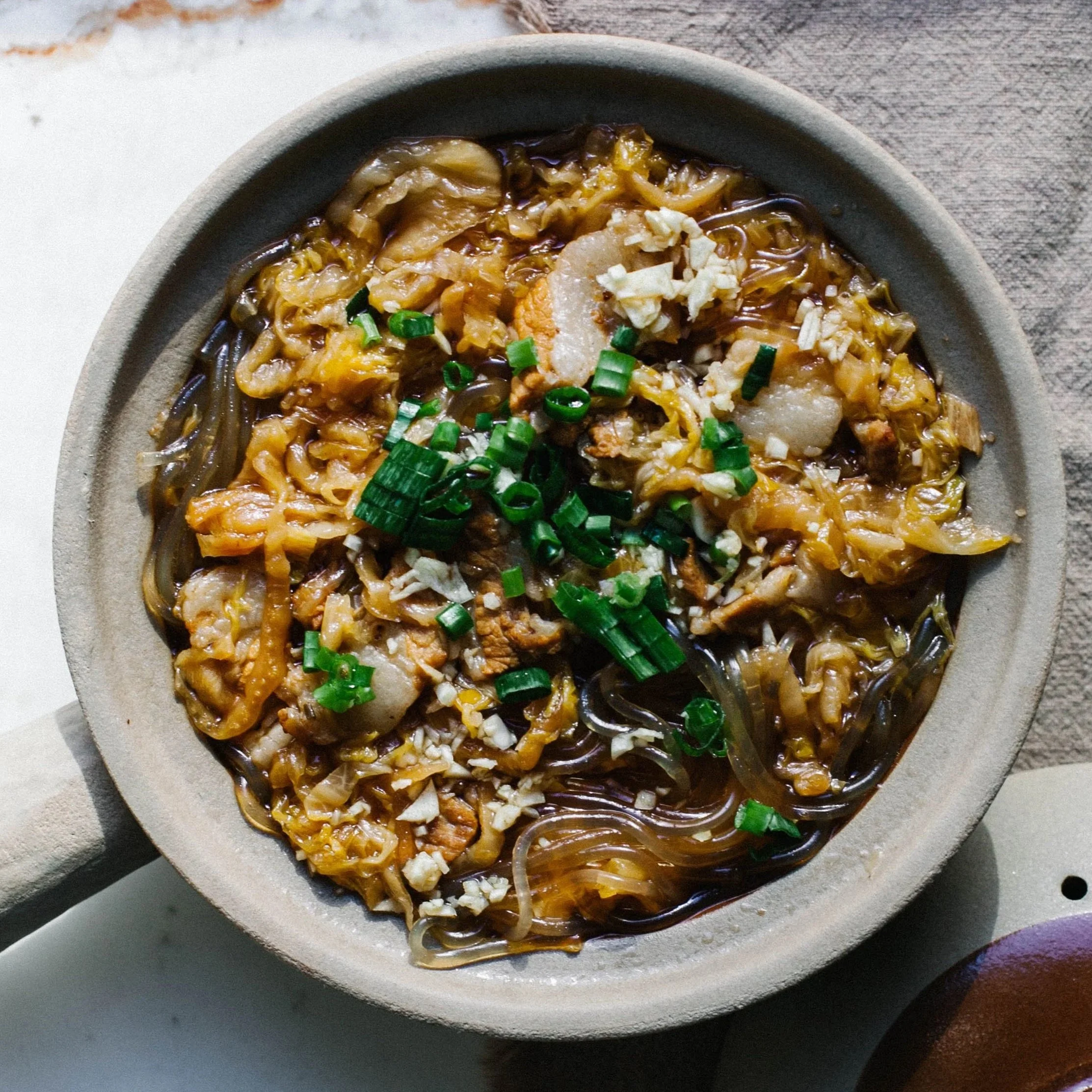Dongbei Sauerkraut and Glass Noodle Stew | 东北酸菜粉丝炖