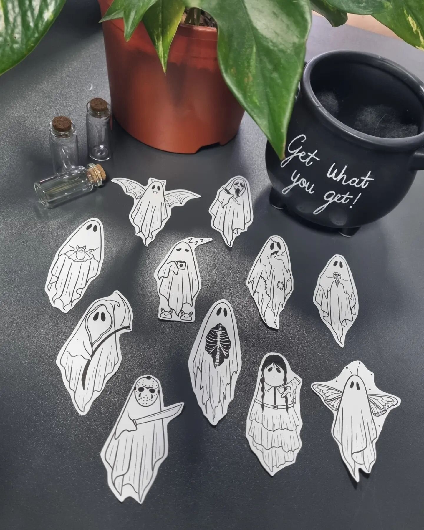 Incase you missed my recent story- I'm now doing a GWYG (aka get what you get) - ghost edition! 👻 

Prices range from &pound;60-&pound;80 depending on if you choose colour or b&amp;g! 

Message me to book 🖤

#tattoo #tattoodesigns #tattooflash #fla