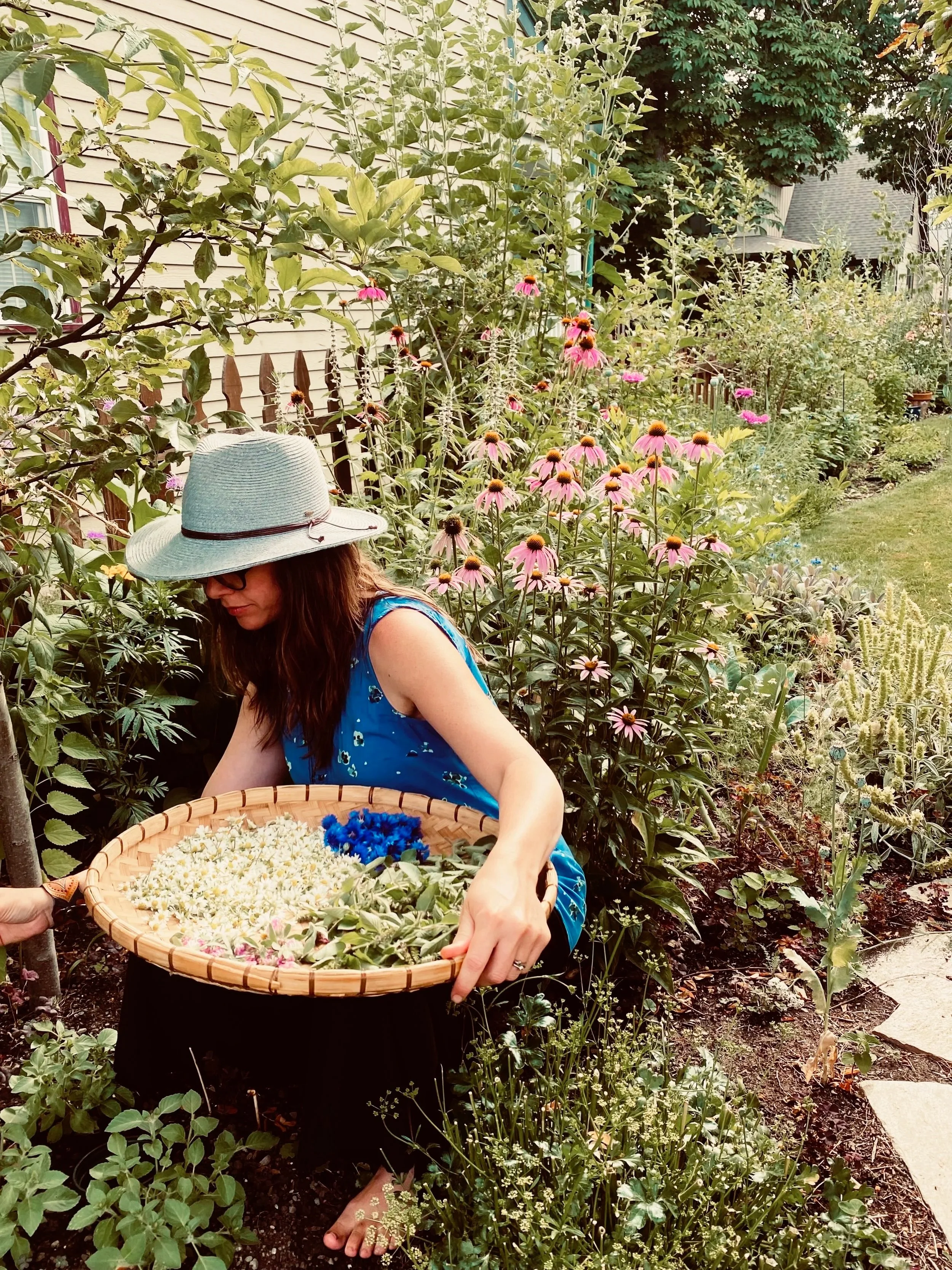 Korrine+in+the+garden+2025.jpg