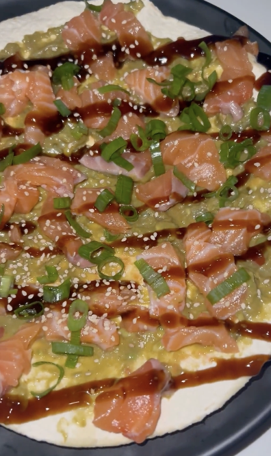 Salmon Pizza
