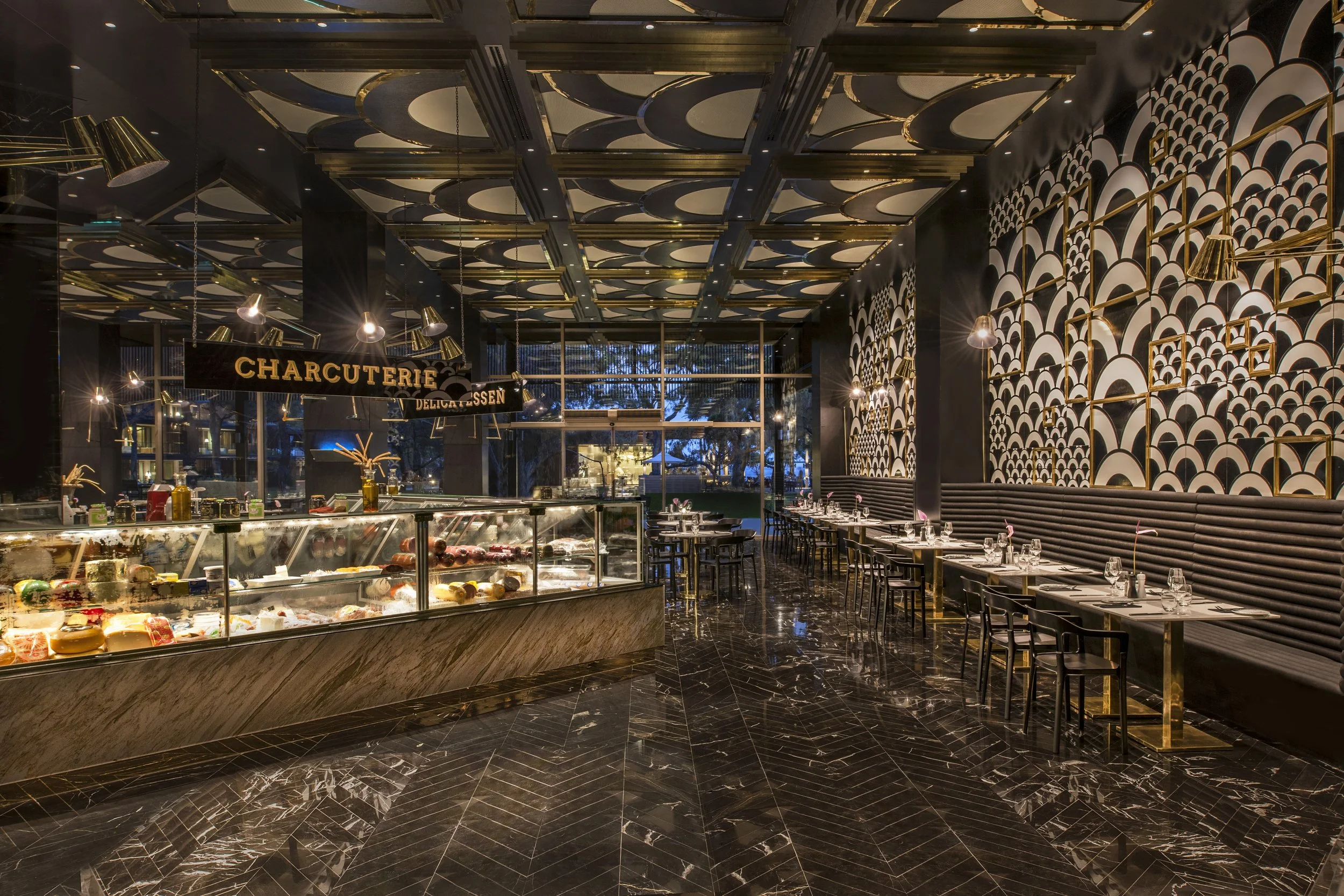 MRK_Azure24_Restaurant_3.jpeg