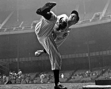 GOMEZ LEFTY warming up Yankee Stadium.jpg