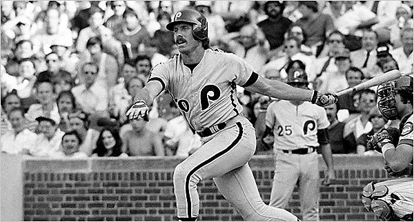 SCHMIDT MIKE at Wrigley 051779 (2).jpg