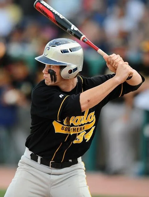 HARPER BRYCE batting in college A.jpg