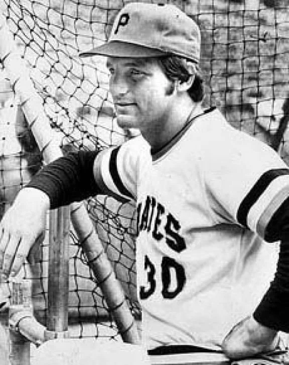 BRETT KEN 1974 w Pirates at batting cage.jpg